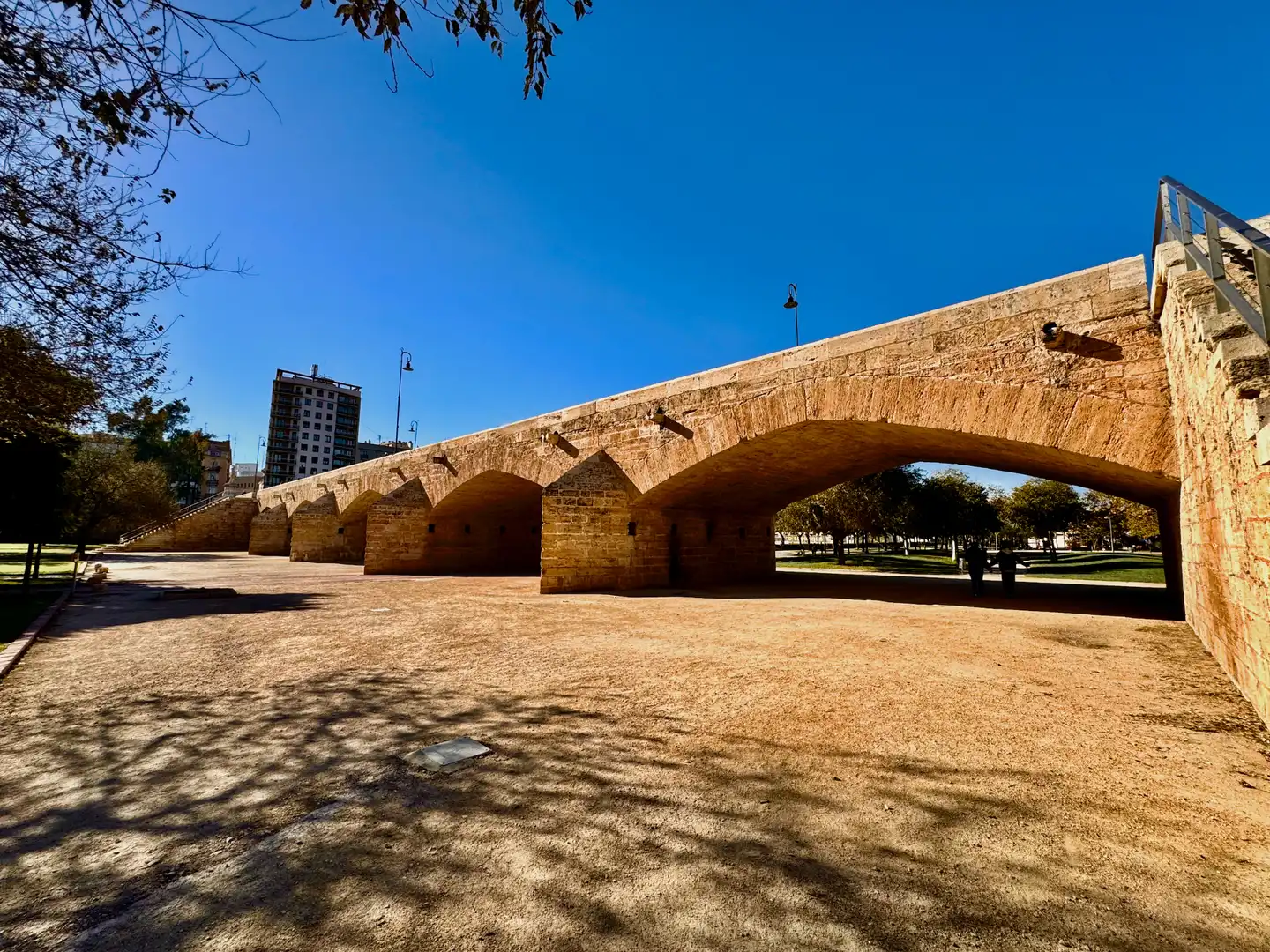 Vista exterior de Edificio en venta en Valencia