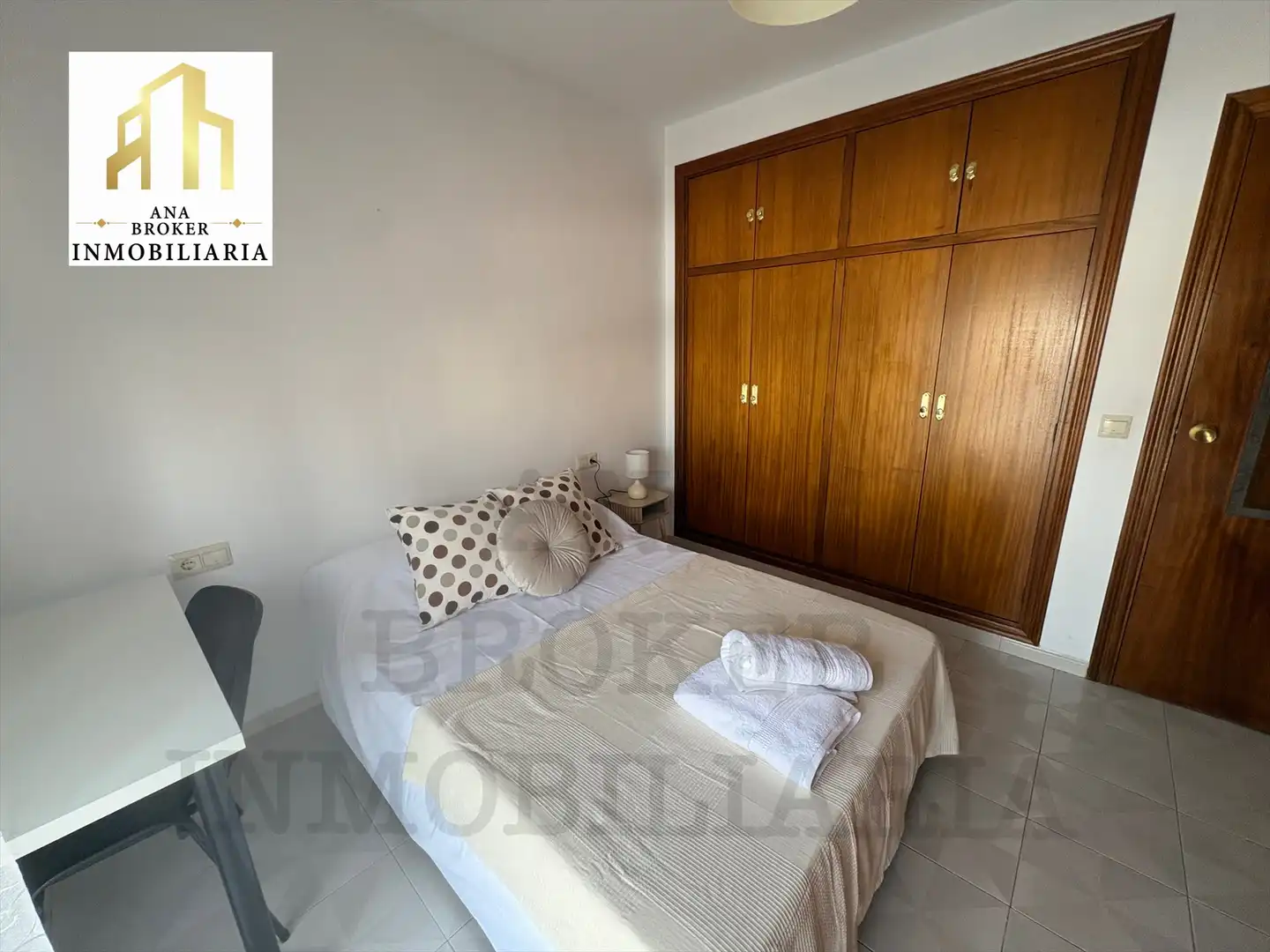 Schlafzimmer von Wohnung zur Miete in Ronda mit Möbliert