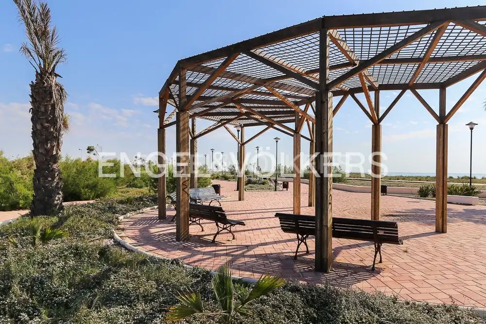 Terraza de Casa o chalet de alquiler en Sagunto / Sagunt con Aire acondicionado, Calefacción y Jardín privado