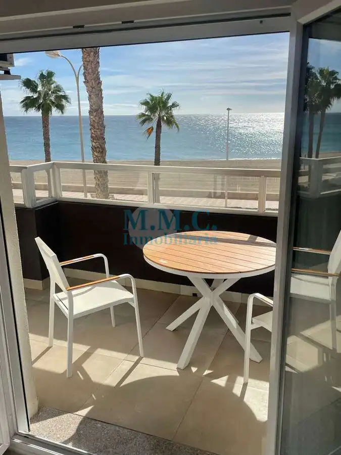 Terrasse von Wohnung zur Miete in Roquetas de Mar mit Klimaanlage, Terrasse und Möbliert