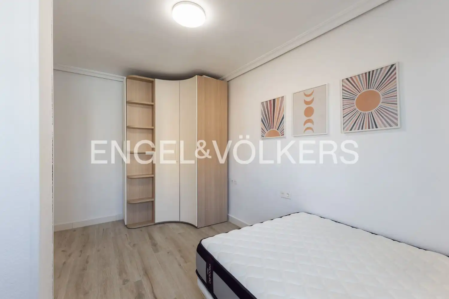 Schlafzimmer von Wohnung zur Miete in Mislata mit Klimaanlage, Heizung und Terrasse