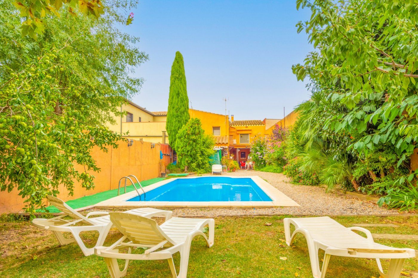 Country house for sale in Fortià