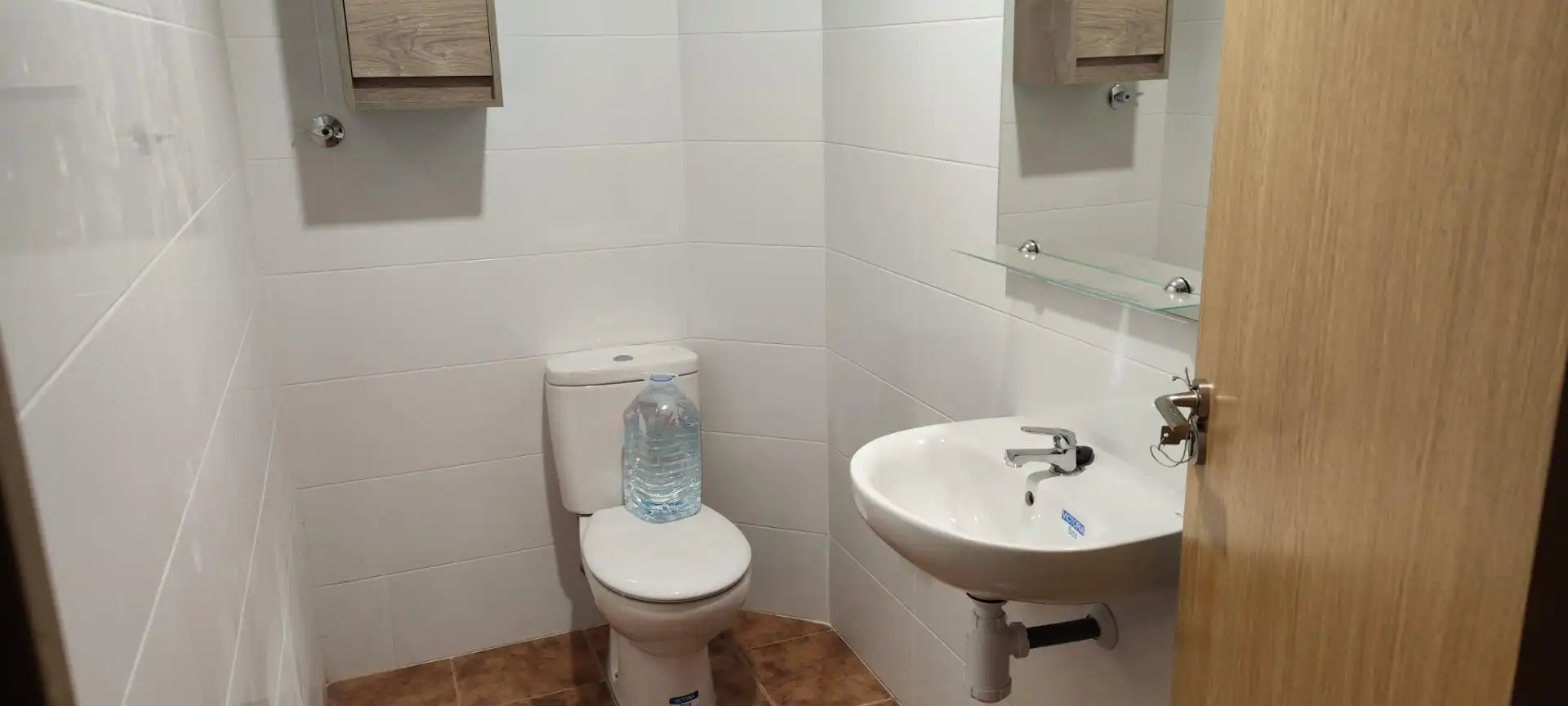 Local comercial de lloguer a Este, imagen 9