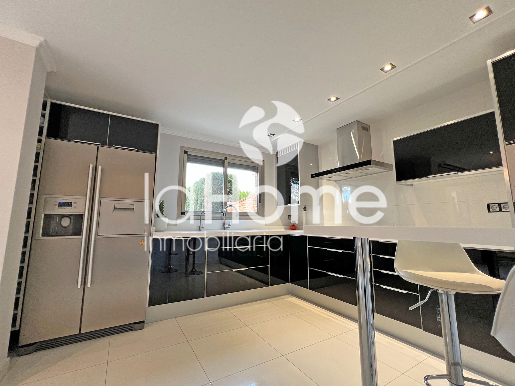 Casa adosada en venta en Casas Verdes