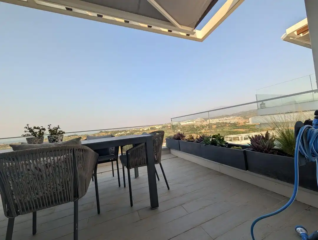 Terrace of Attic for rent in Estepona  with Air Conditioner, Heating and Private garden