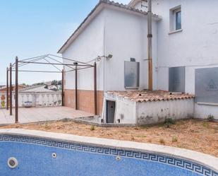 Piscina de Casa adosada en venda en Lliçà d'Amunt