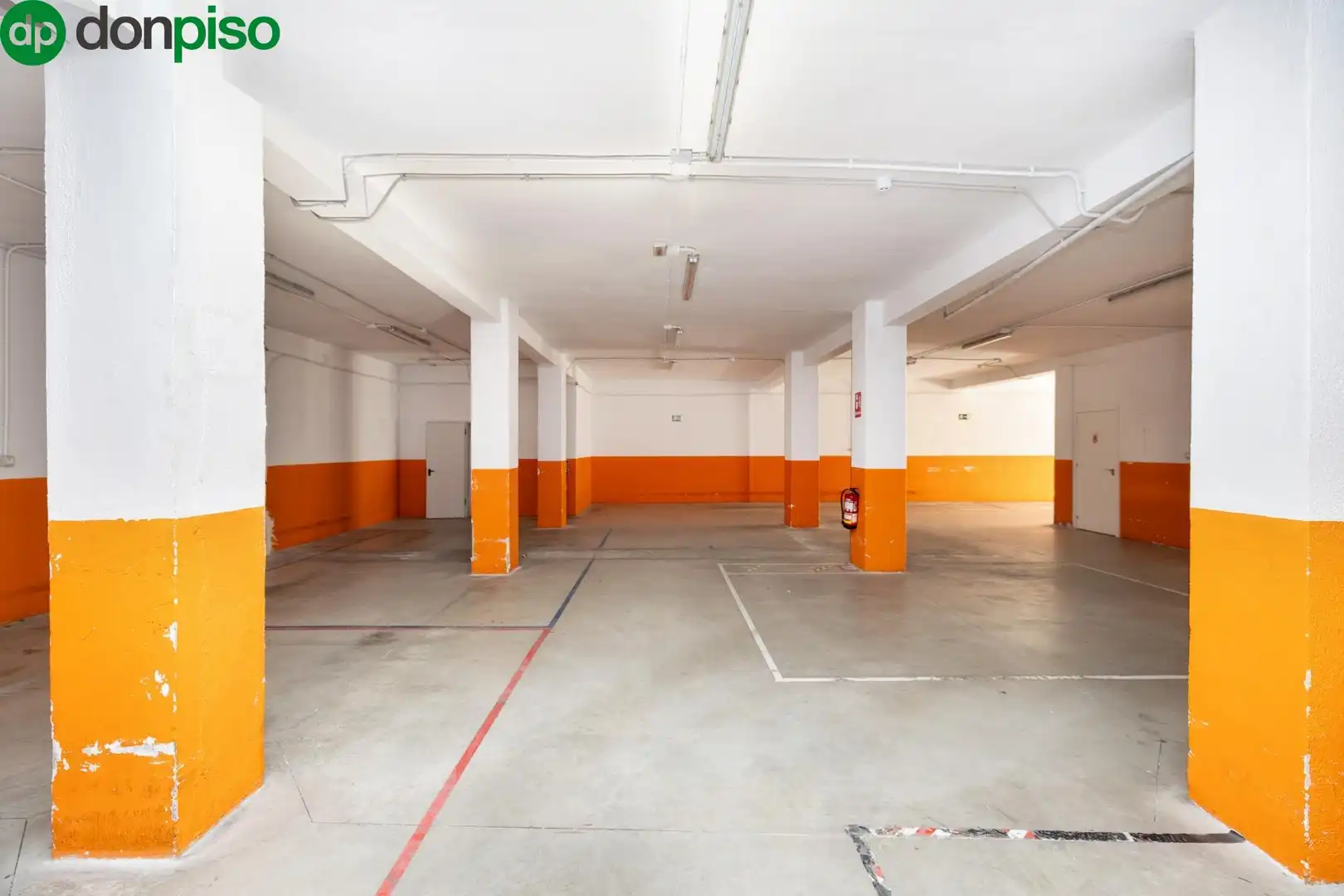 Local comercial en venta en Calle Calle Abderrahmán 11, imagen 23