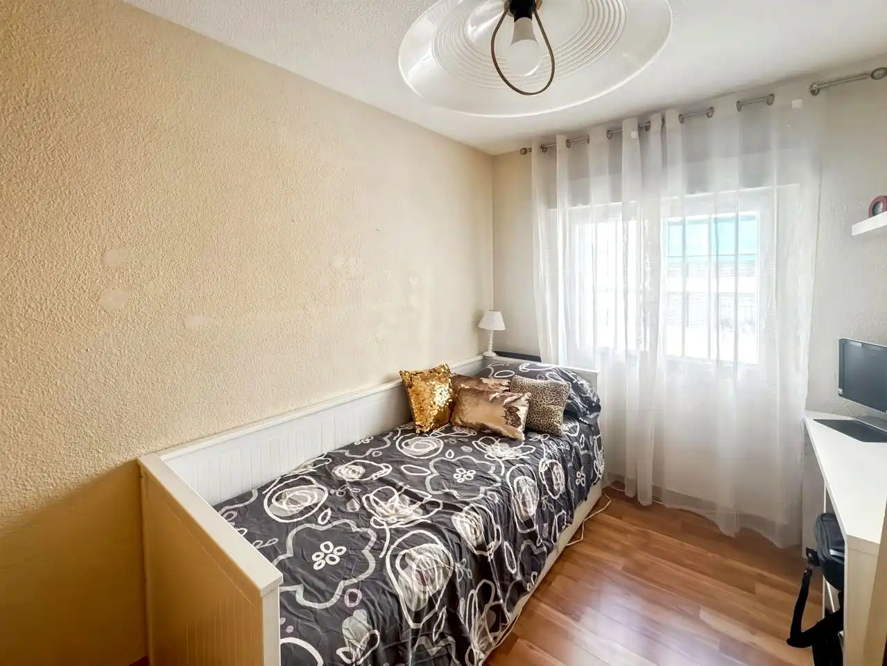 Flat for sale in Miralparque, Centro