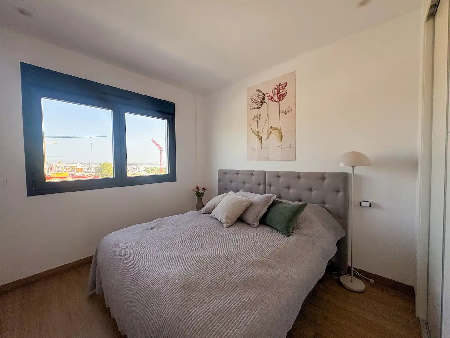 Habitación de Piso de alquiler en Torrevieja con Aire acondicionado, Calefacción y Jardín privado