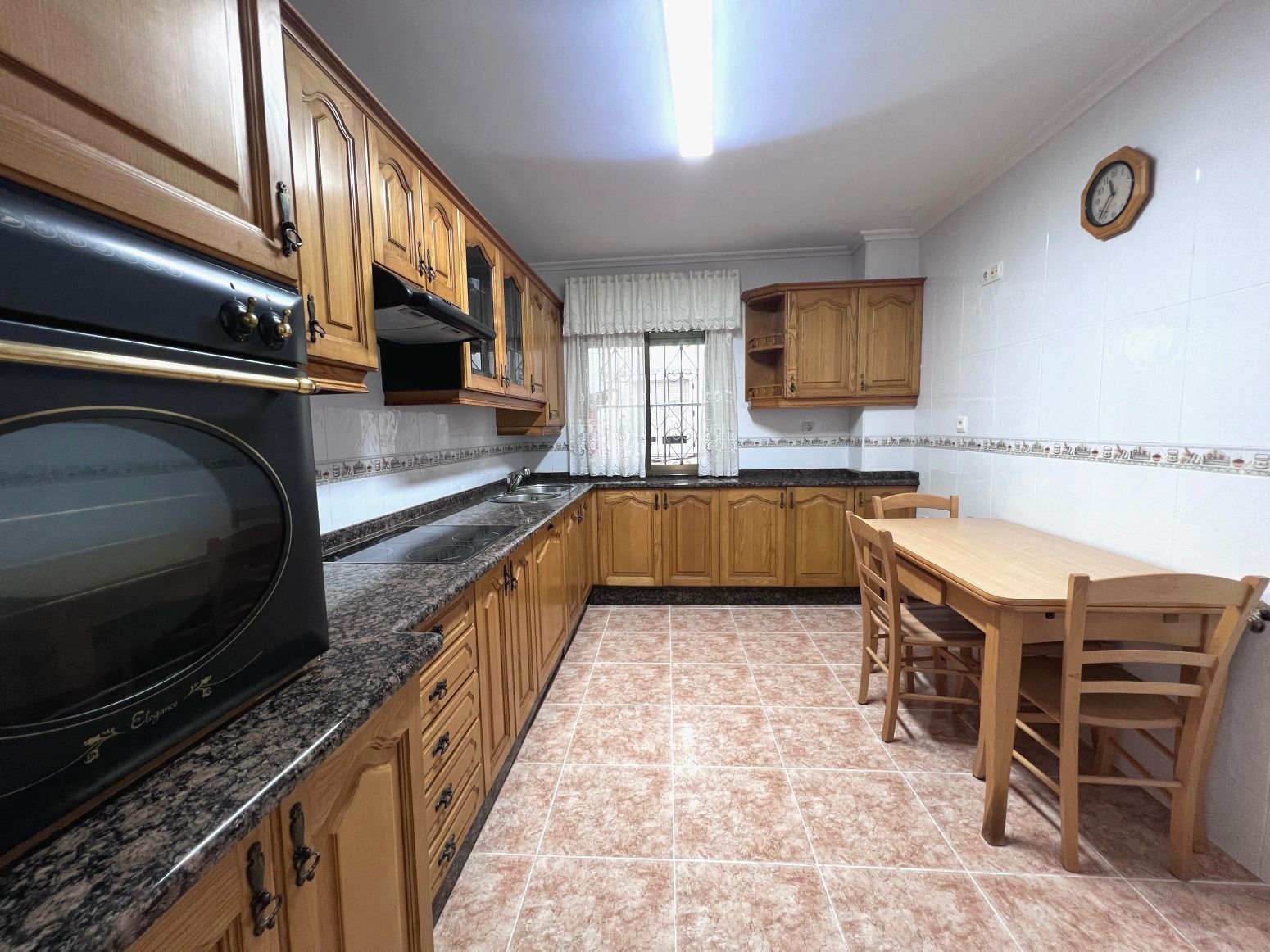 Cocina de Piso en venta en Avilés con Calefacción