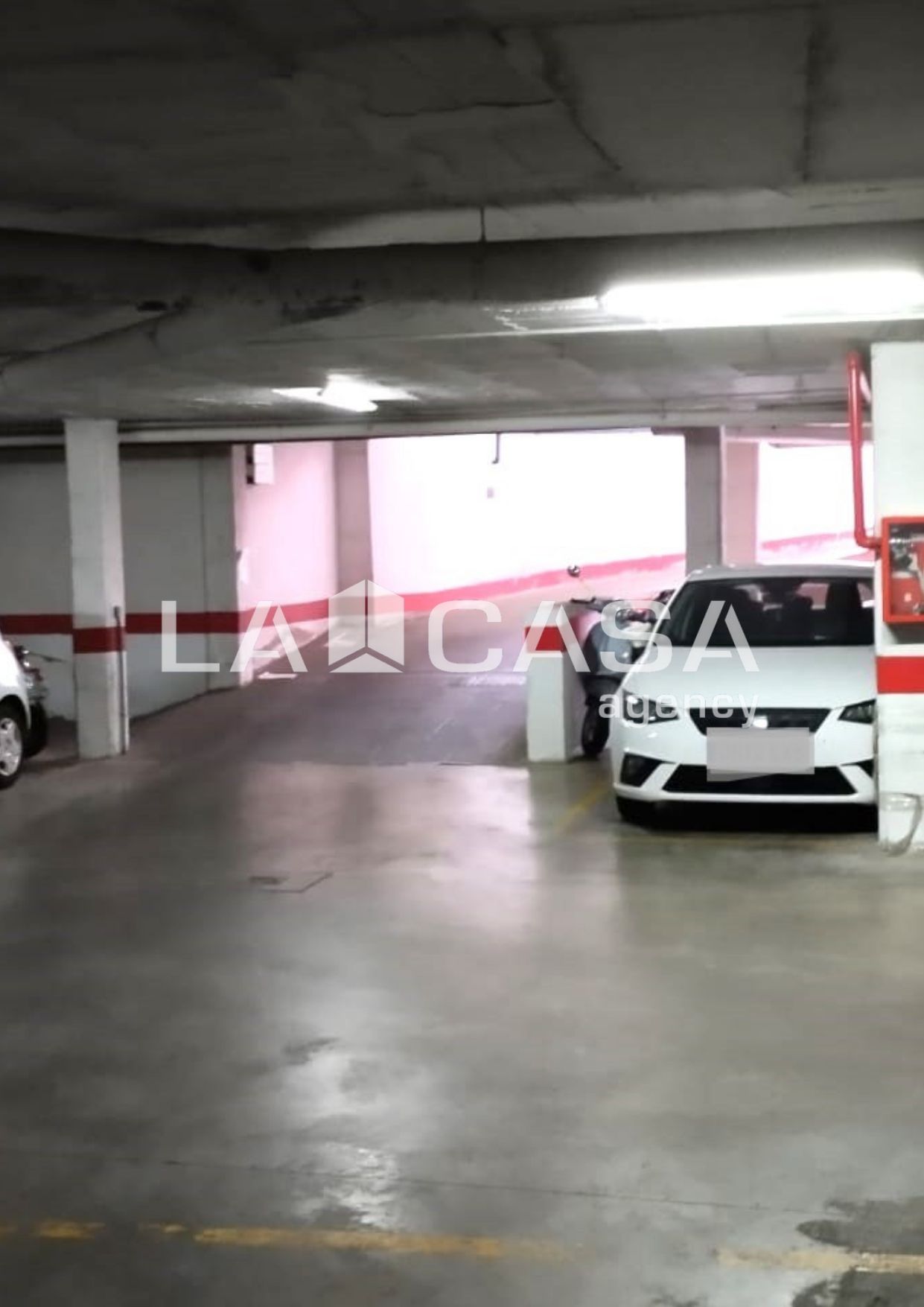 Aparcament de Garatge en venda en  Sevilla Capital