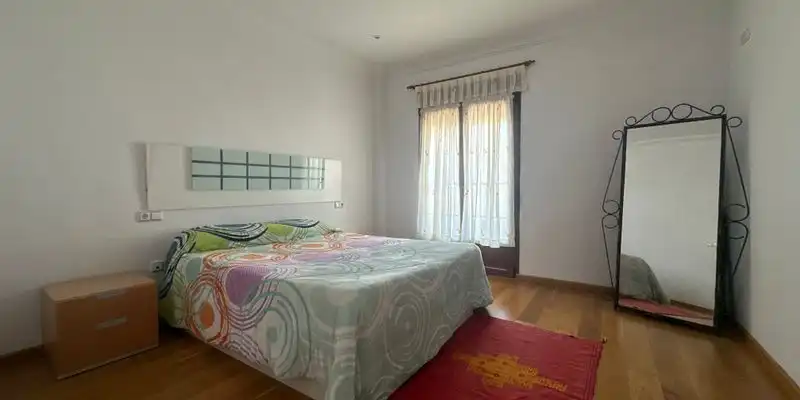 Dormitori de Casa adosada en venda en Villanueva del Trabuco amb Aire condicionat, Terrassa i Traster