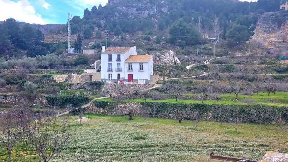 Villa à vendre à Confrides