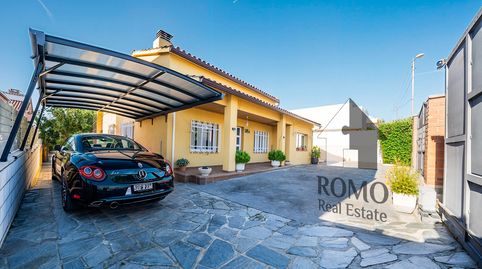 Foto 4 de Casa o xalet en venda a Avinguda Catorze, Santa Perpètua de Mogoda, Barcelona