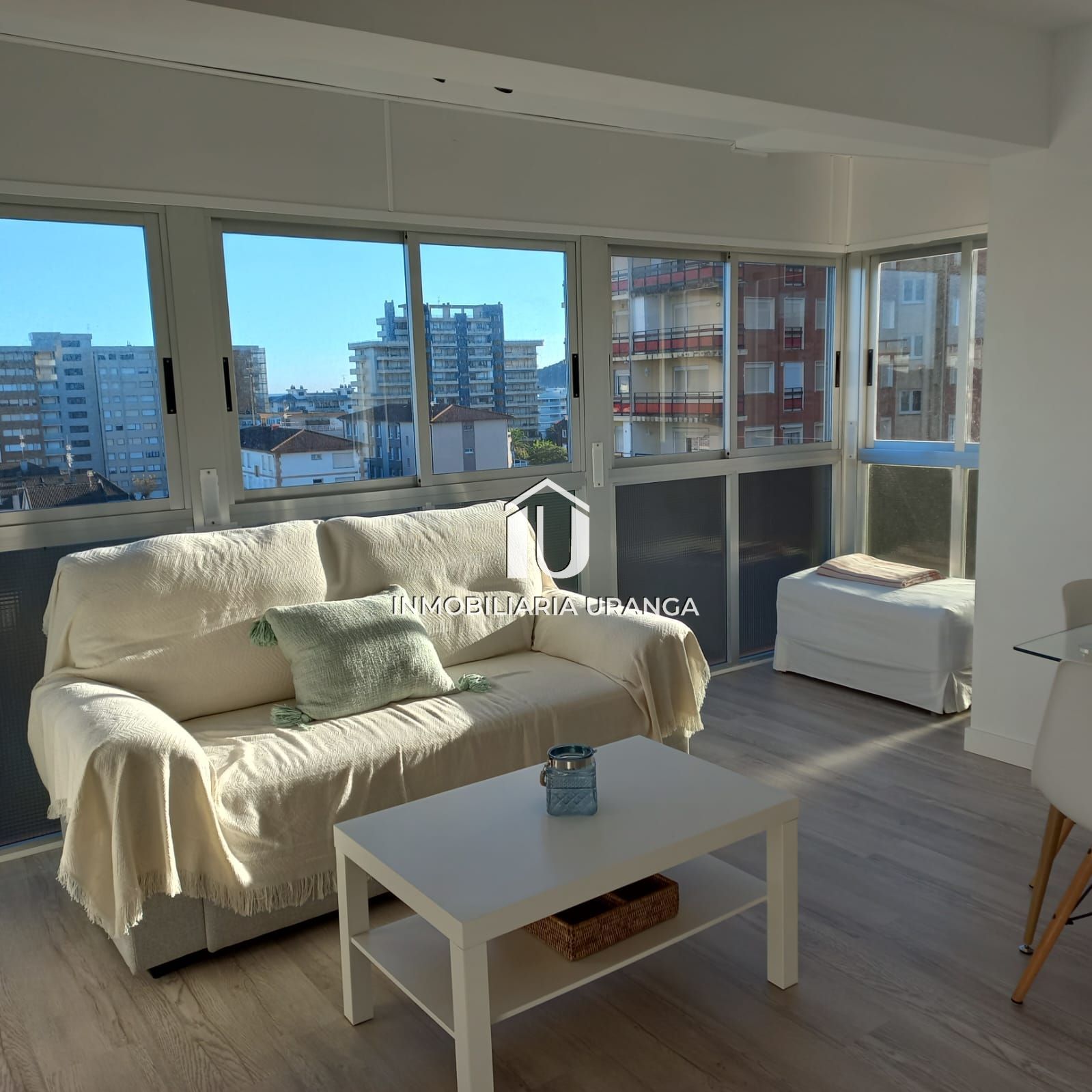 Habitación de Piso en venta en Laredo con Calefacción