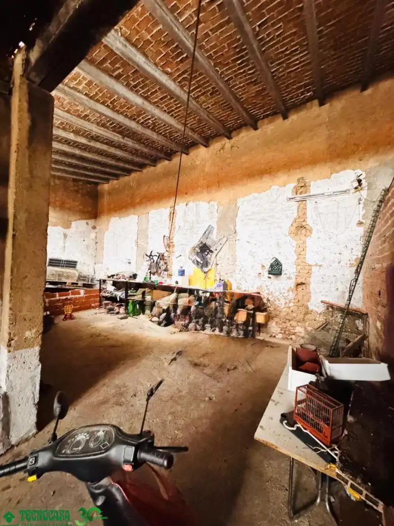 Casa adosada en venda en Burujón amb Calefacció