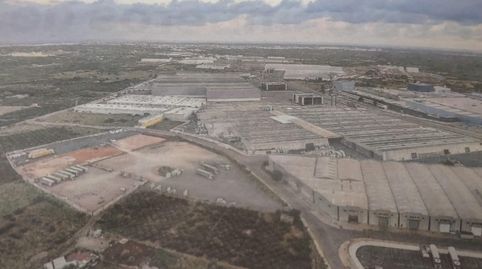 Foto 4 de Terreno industrial en venta en Avenida Alemania-Italia, Vila-real