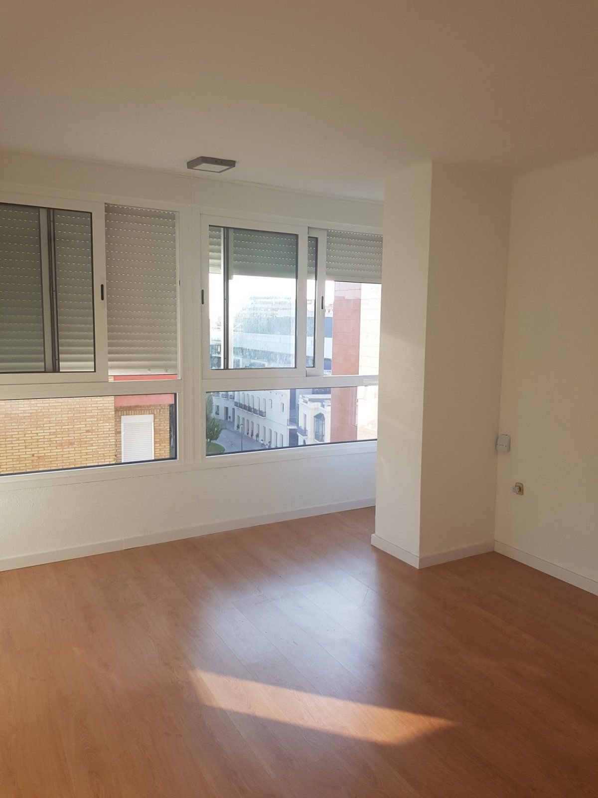 Bedroom of Flat to rent in  Sevilla Capital  with Air Conditioner