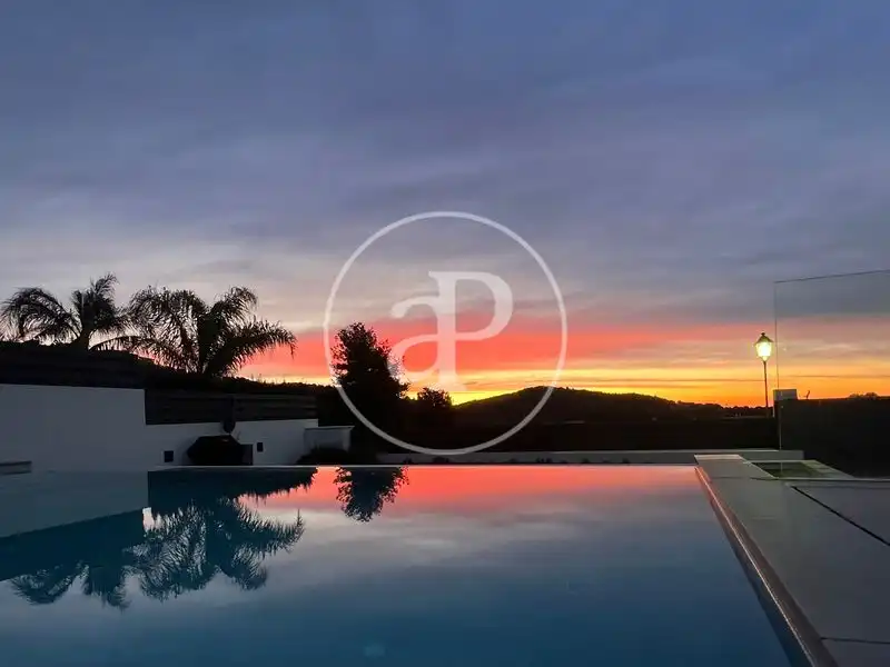 Piscina de Casa o chalet en venta en Náquera con Aire acondicionado, Calefacción y Terraza