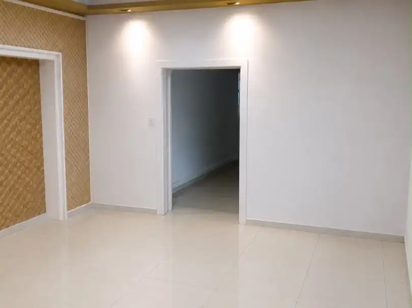 Local de lloguer en L'Hospitalet de Llobregat amb Parquet