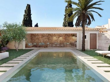 Casa rústica amb piscina en venda a Santanyí Poble