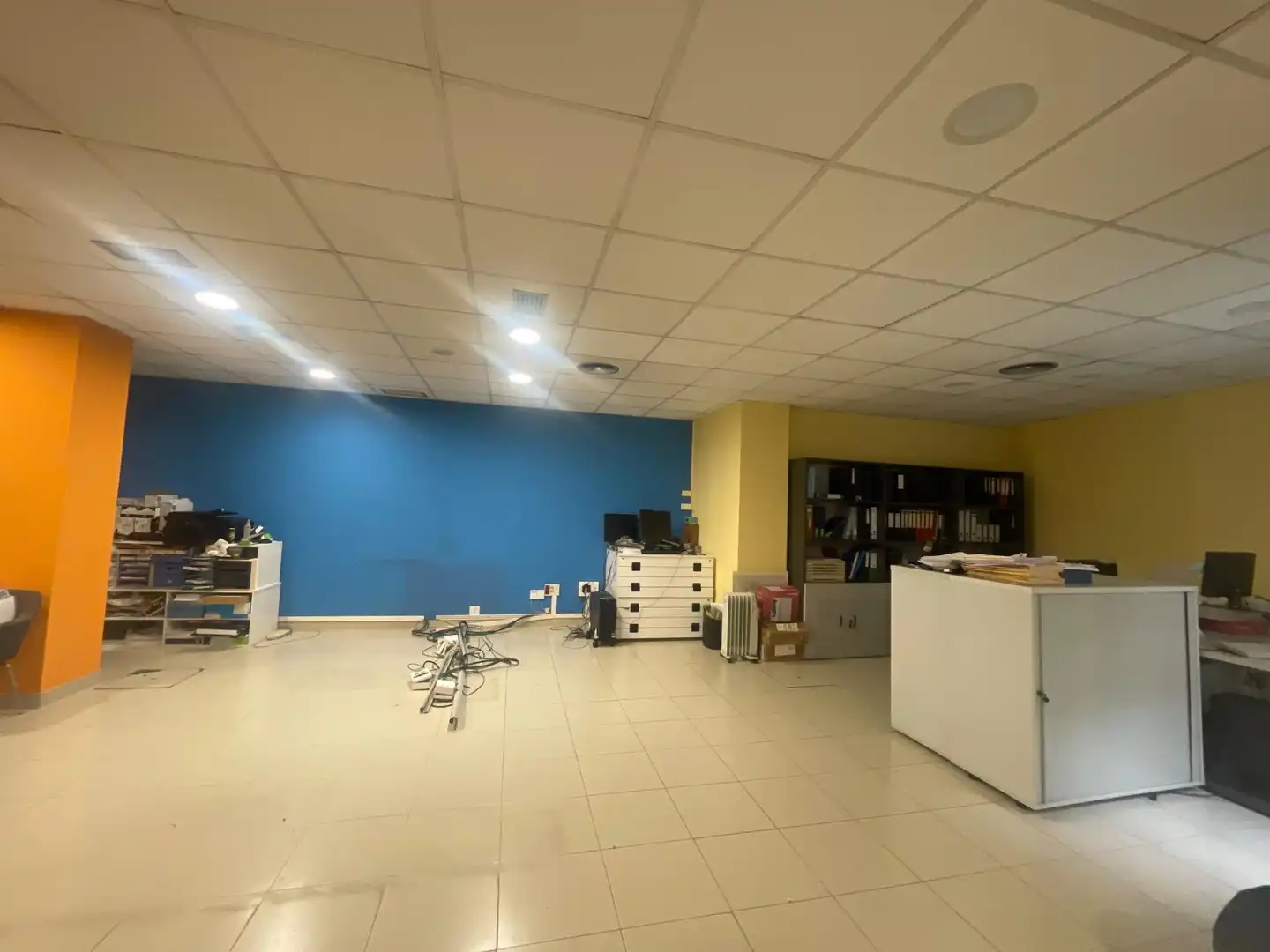 Oficina de lloguer en Oleiros