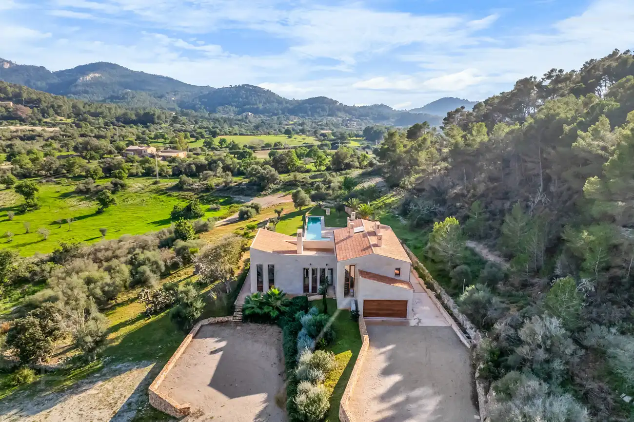 Vista exterior de Finca rústica en venda en Felanitx amb Aire condicionat, Calefacció i Terrassa
