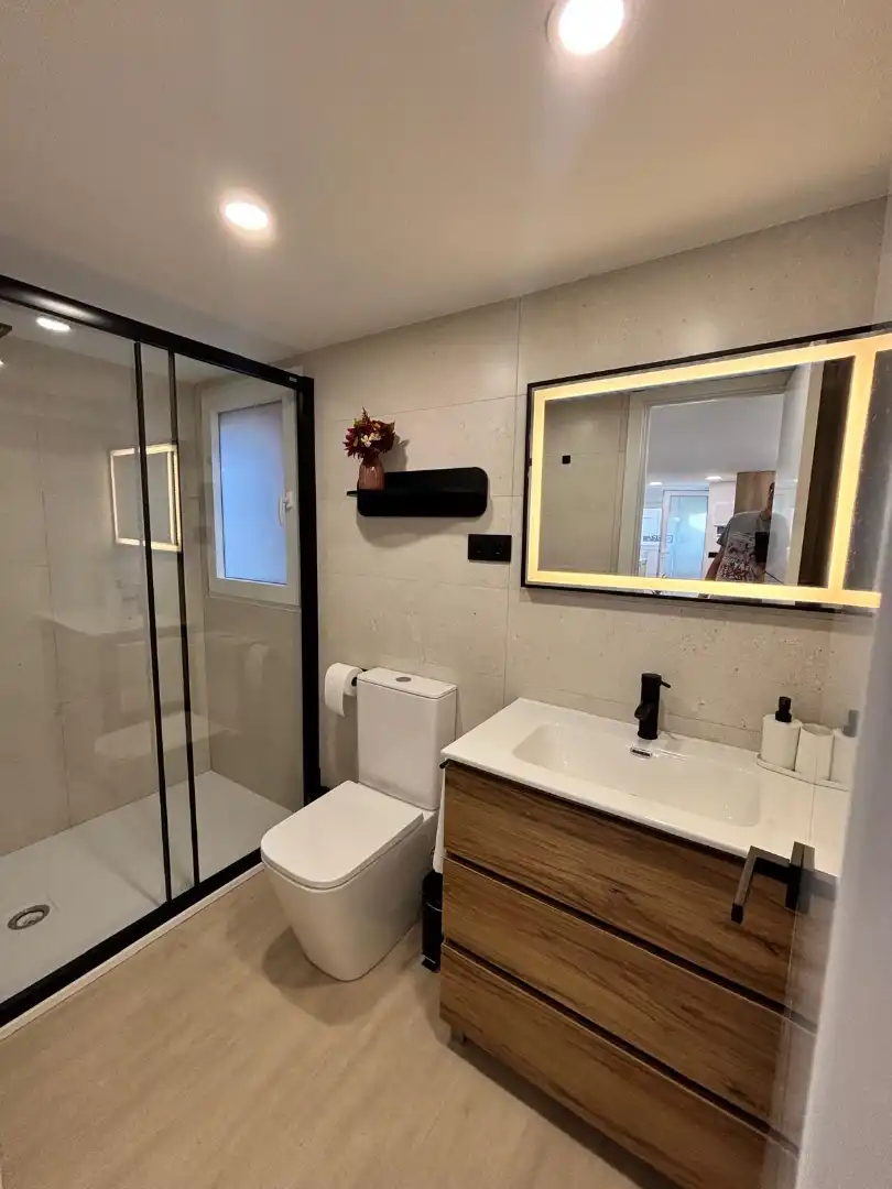 Bathroom of Flat for rent in Villaviciosa de Odón  with Air Conditioner, Heating and Furnished