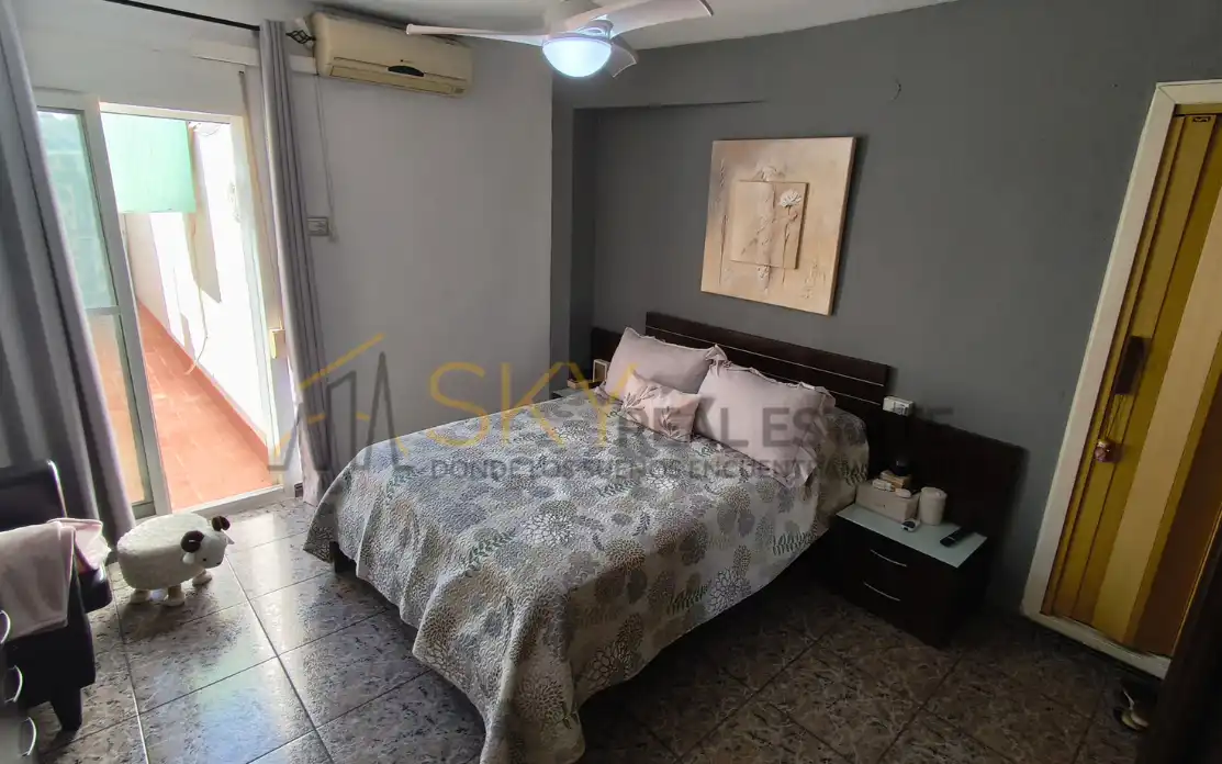Habitación de Piso en venta en Paterna con Aire acondicionado, Terraza y Balcón