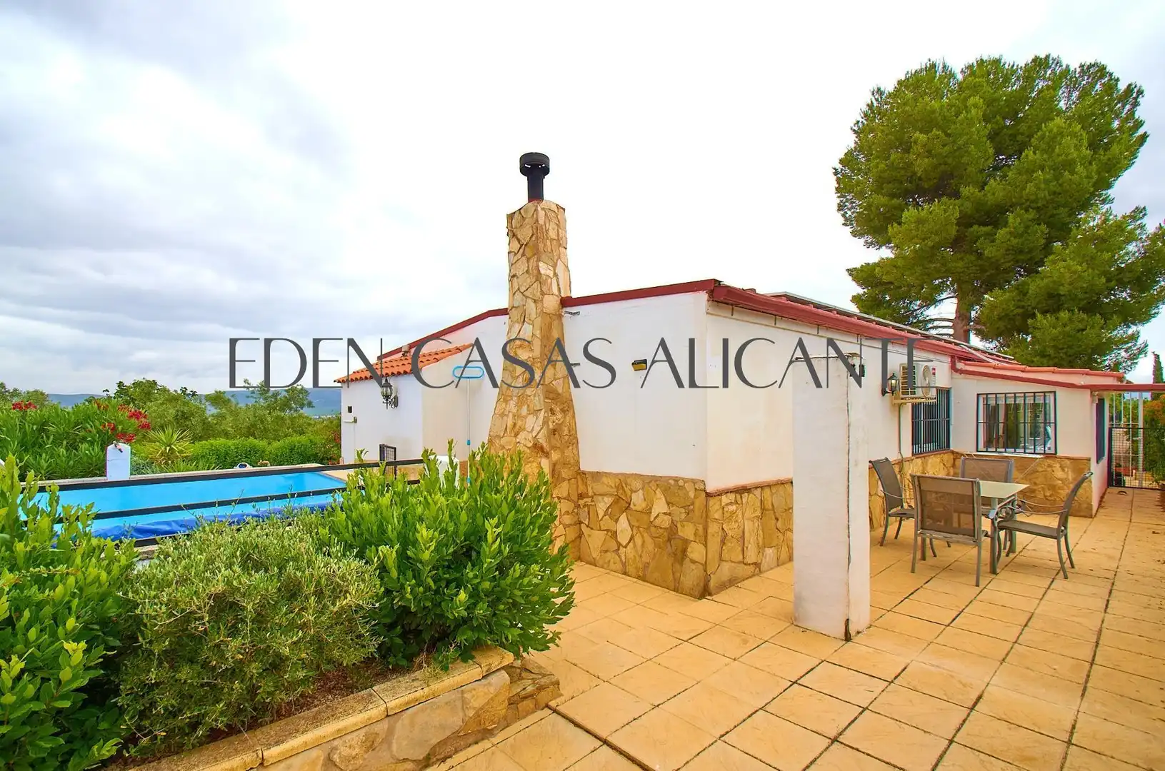 Jardín de Casa o chalet en venta en Biar con Aire acondicionado, Calefacción y Jardín privado