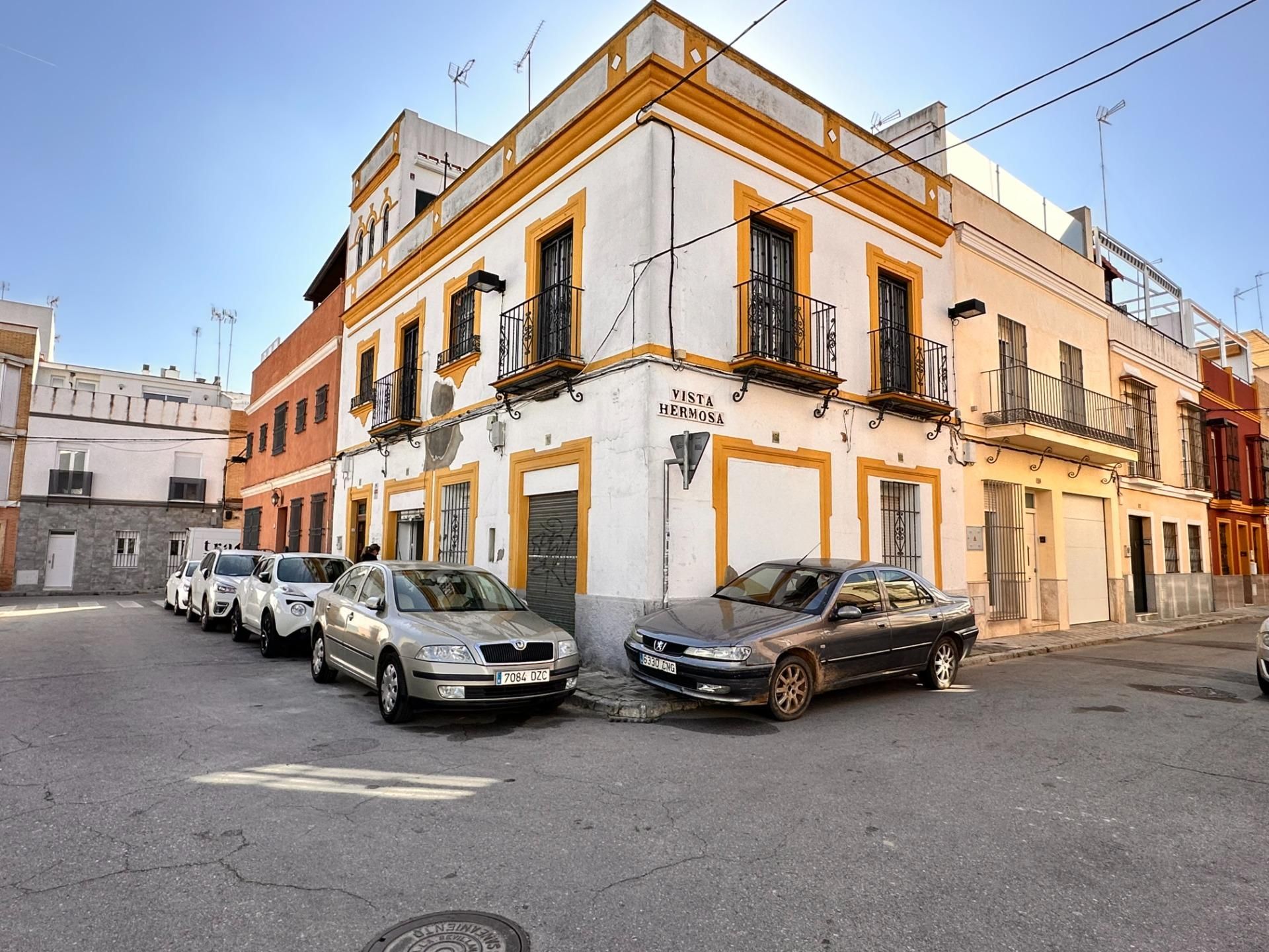 Casa adosada en venda a Cruz Roja, Macarena