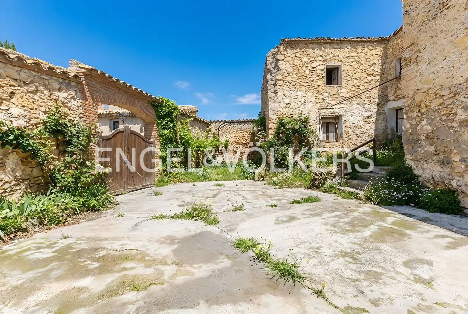 Houses for sale in La Granada  with Heating, Private garden and Terrace