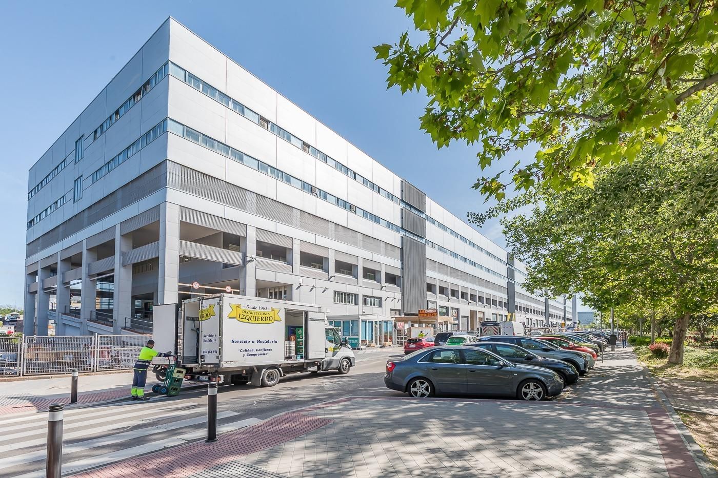 Exterior view of Premises for sale in  Madrid Capital  with Air Conditioner