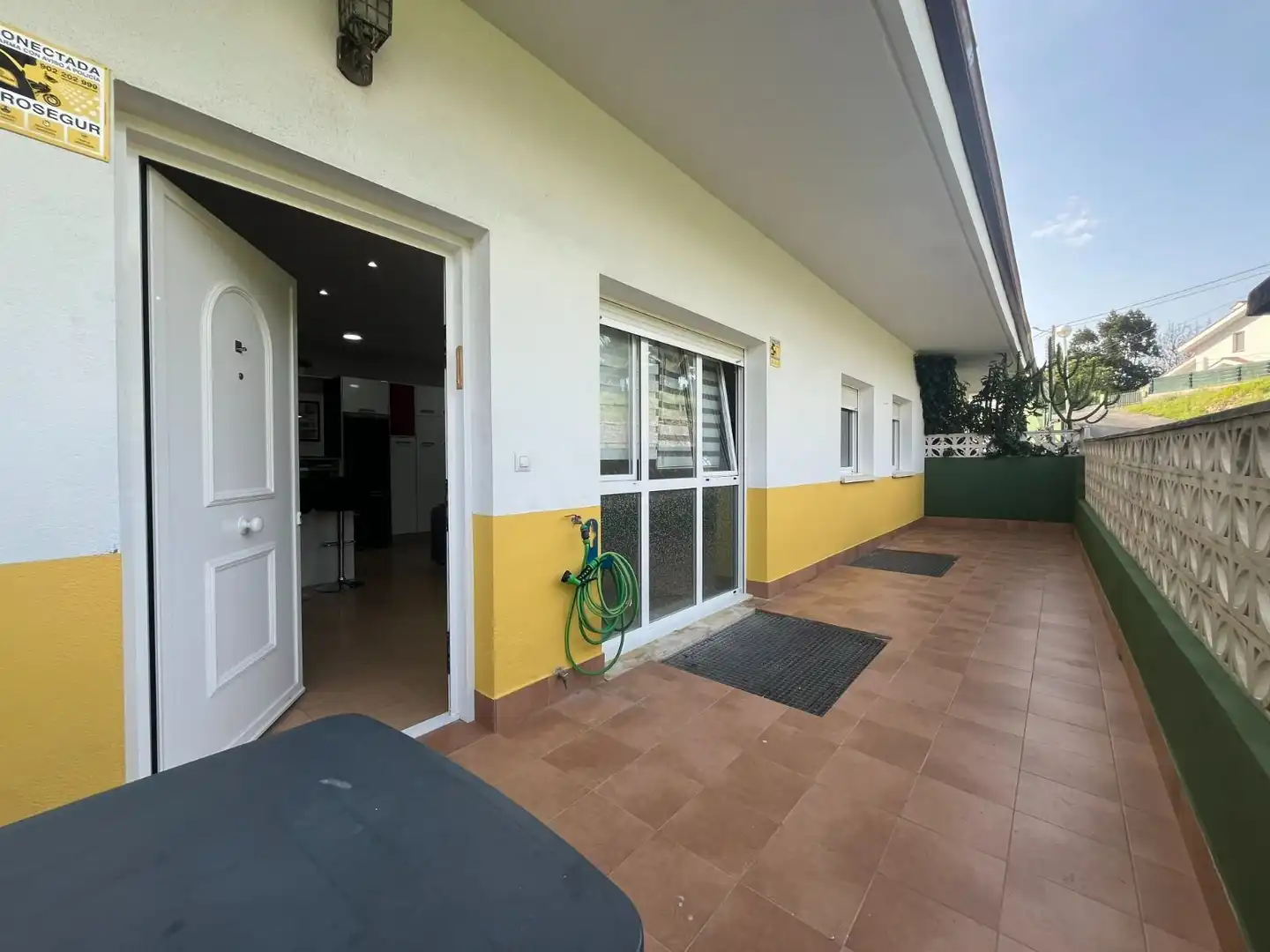 Vista exterior de Casa o chalet en venta en Castro-Urdiales con Calefacción, Terraza y Trastero