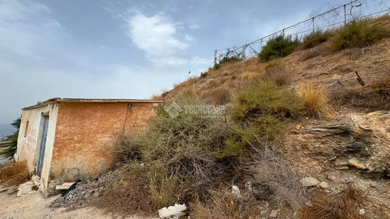 Terreno en venta en Albuñol