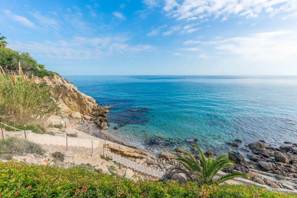 Exterior view of Houses for rent in El Campello  with Terrace, Swimming Pool and Furnished