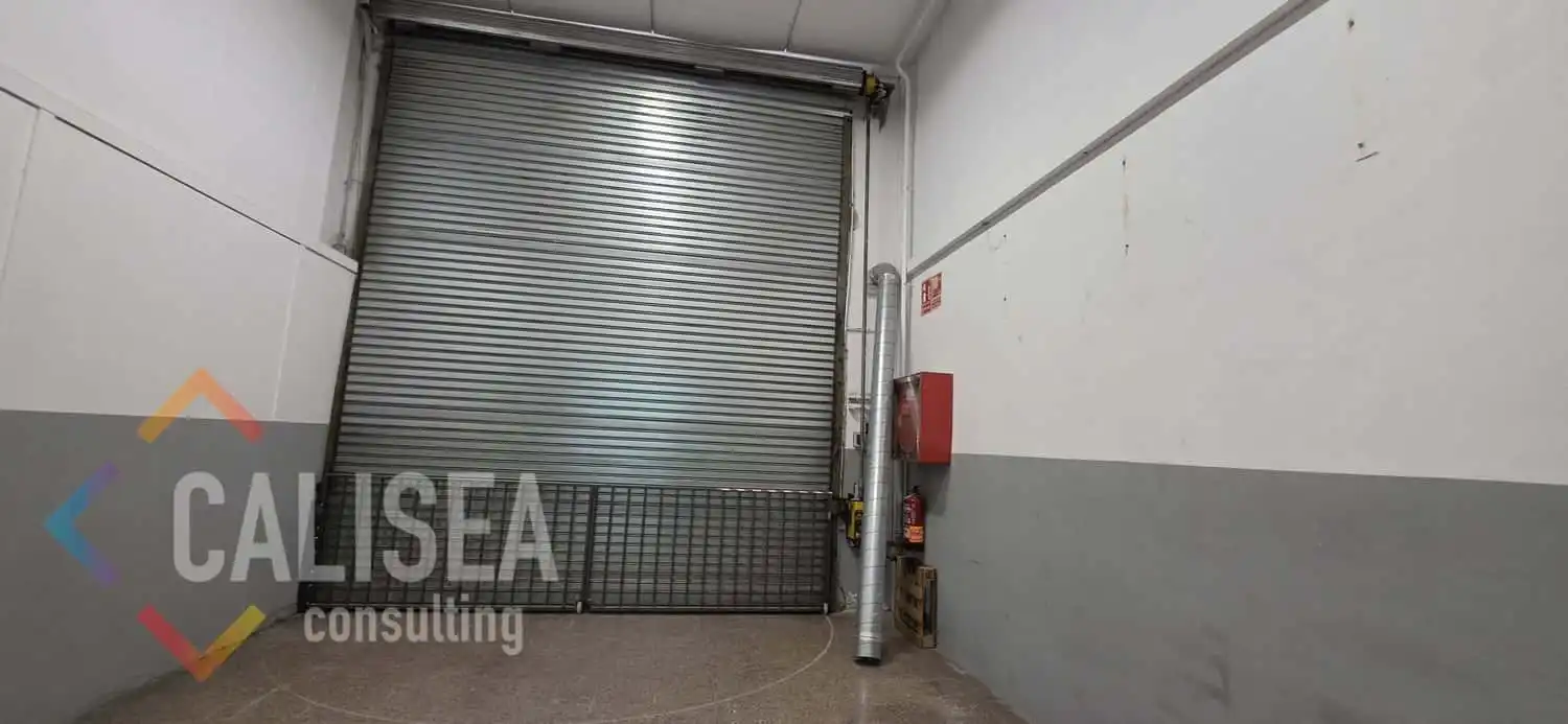 Nave industrial de alquiler en Sabadell