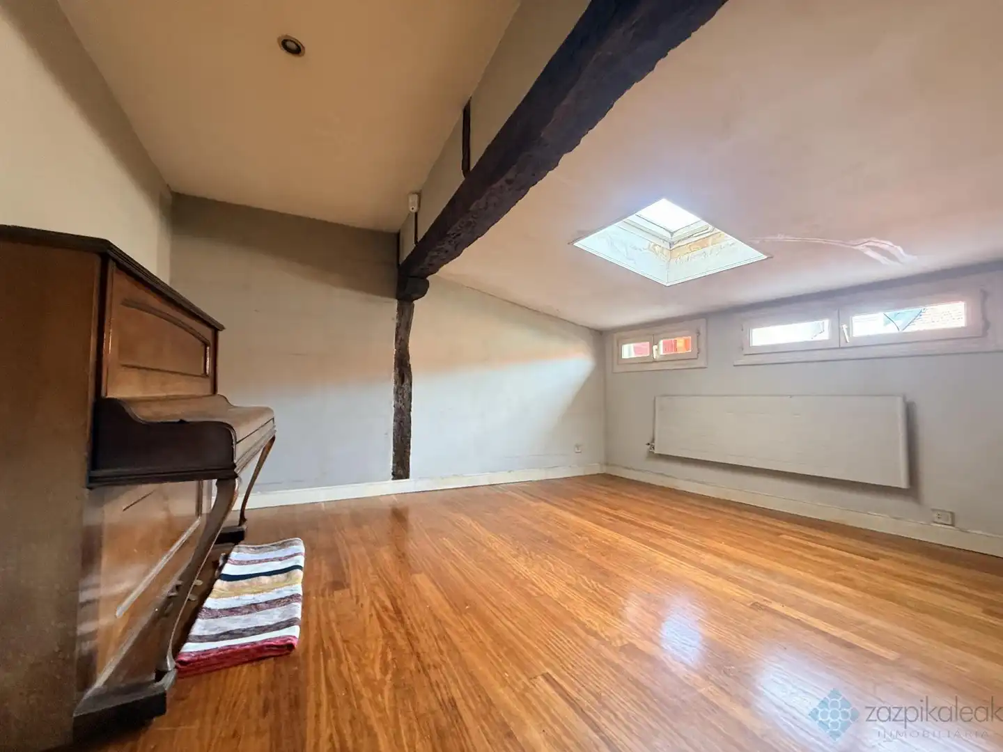 Flat for sale in Bilbao   with Heating