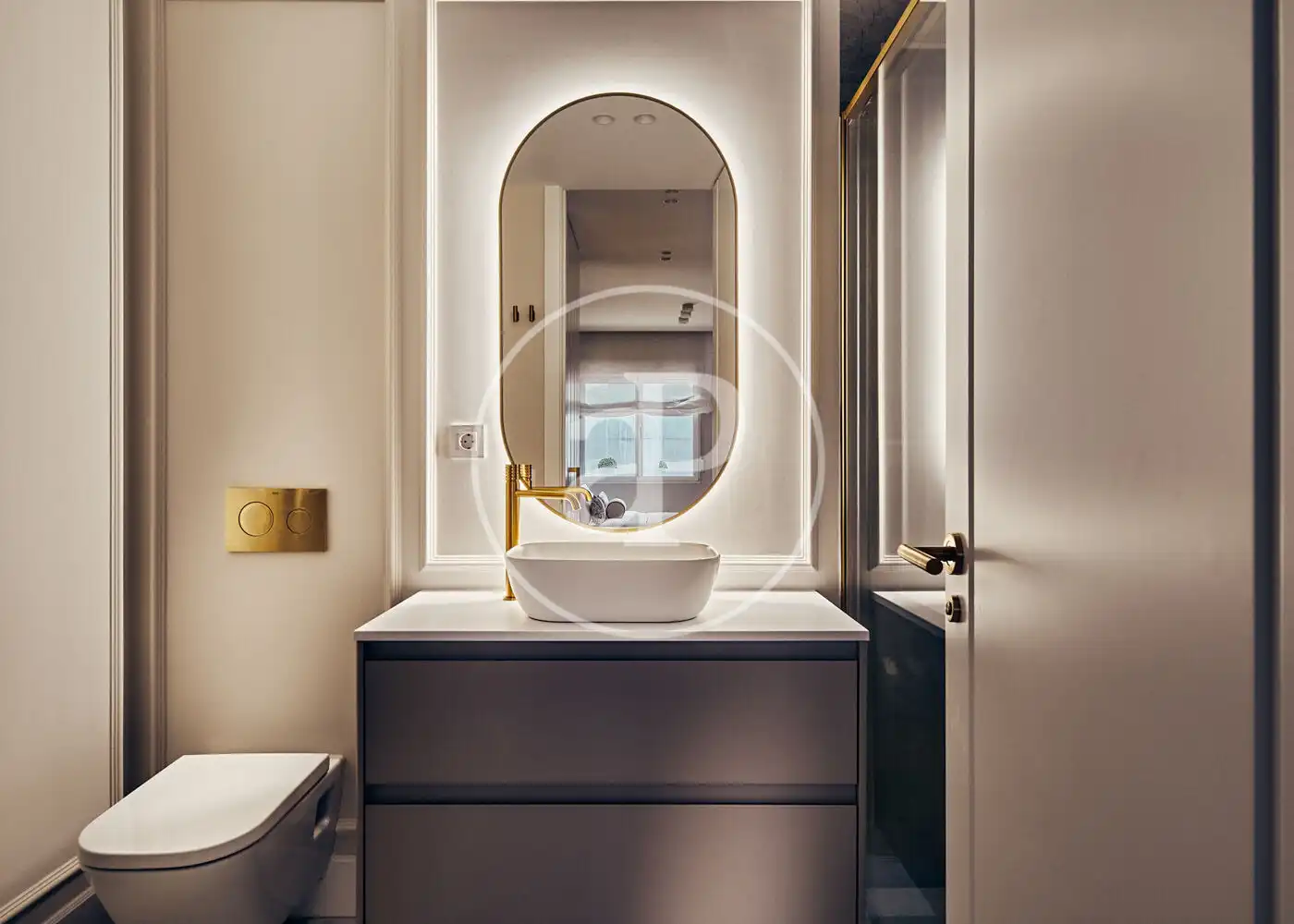 Badezimmer von Wohnung zum Verkauf in Madrid mit Klimaanlage, Heizung und Terrasse
