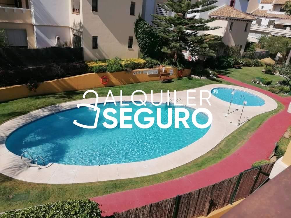 Piscina de Pis de lloguer en Ayamonte amb Aire condicionat, Terrassa i Piscina
