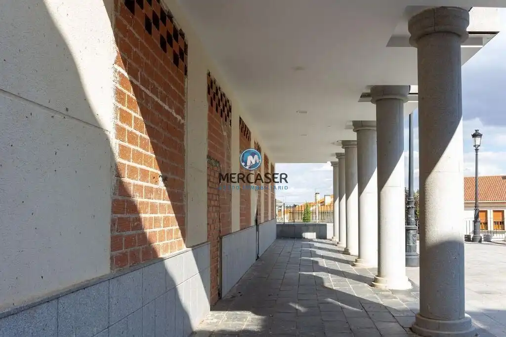 Local comercial en venda a Venturada Pueblo, imagen 6