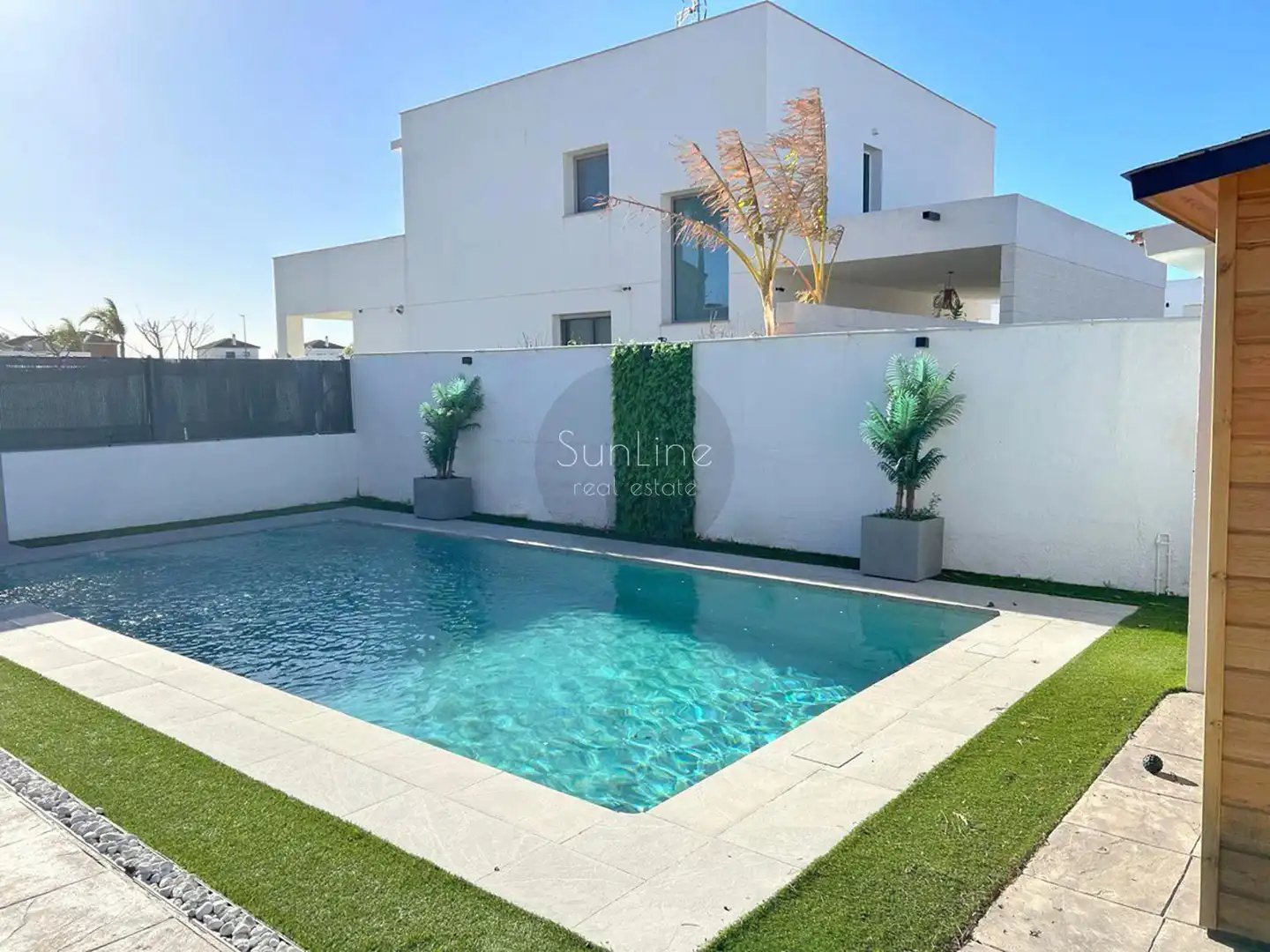 Swimming pool of Houses for sale in La Pobla de Vallbona  with Air Conditioner, Private garden and Terrace