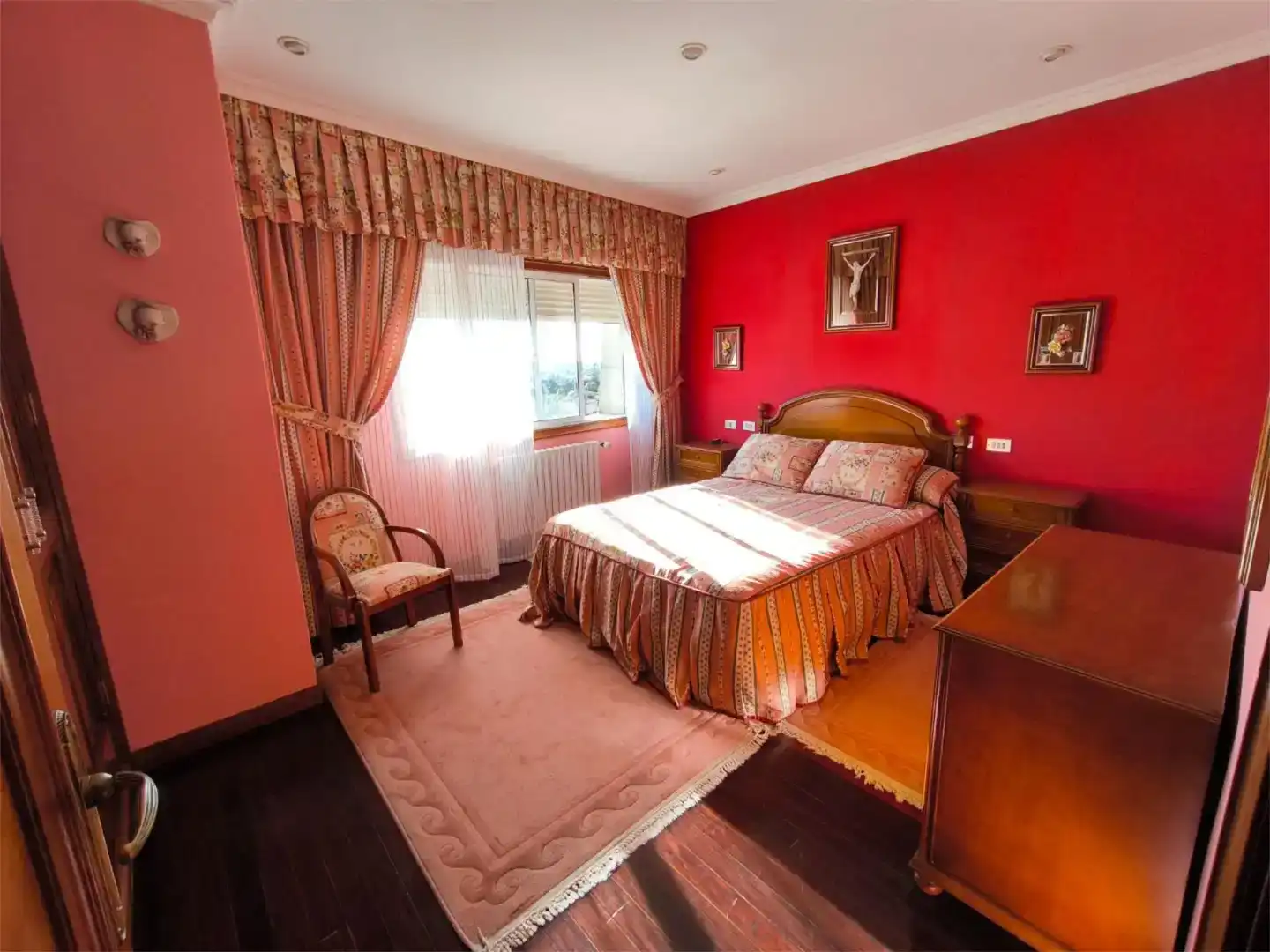 Habitación de Casa adosada en venta en Vigo  con Parquet, Trastero y Amueblado