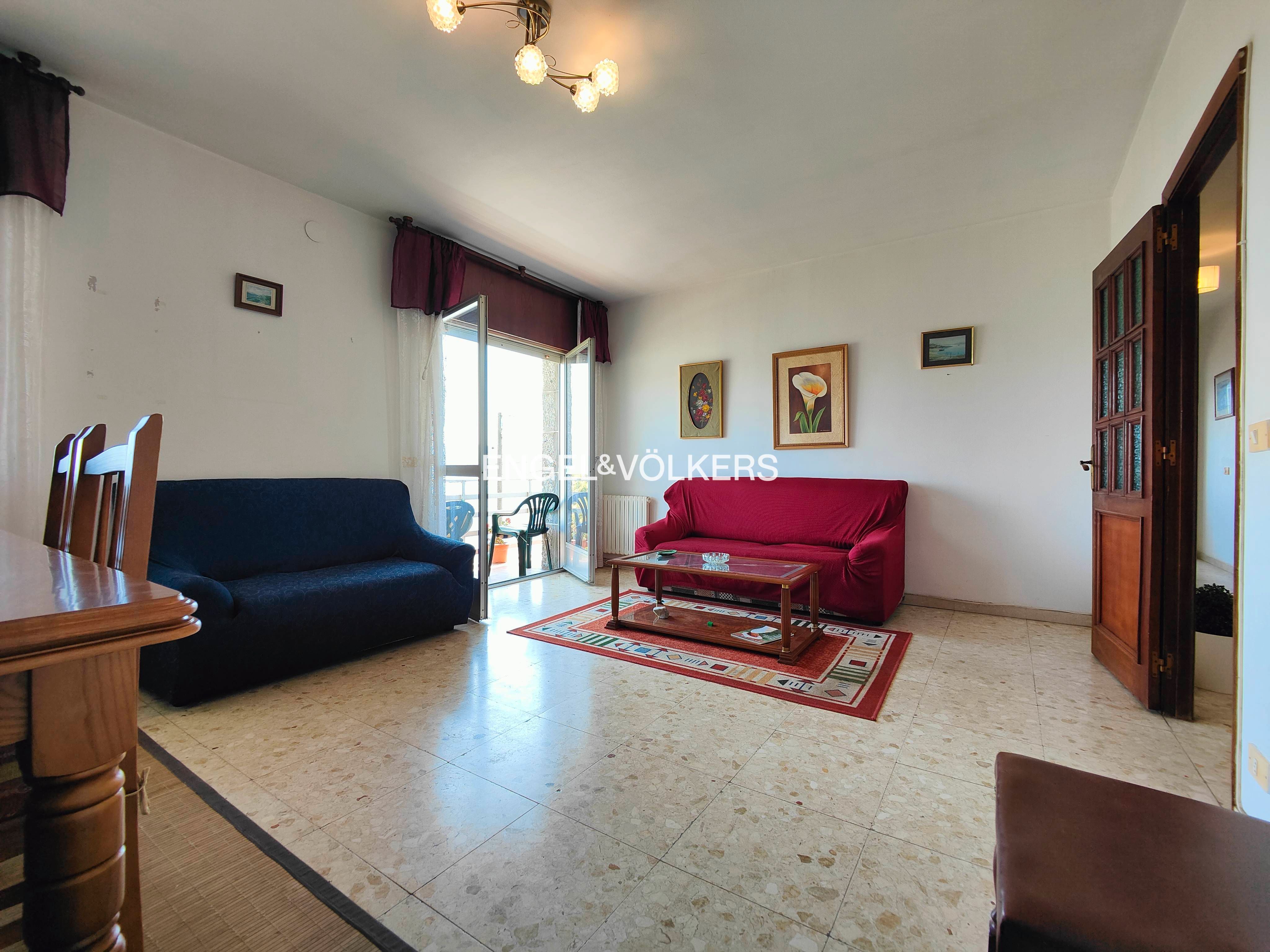 Wohnzimmer von Wohnungen zum verkauf in Poio mit Heizung, Möbliert und Balkon