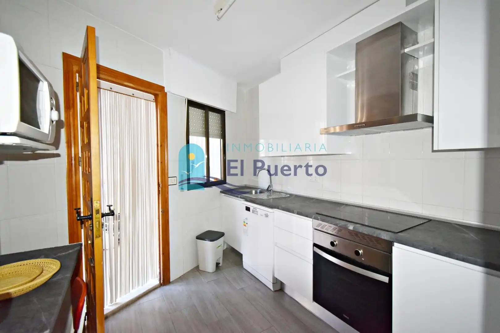 Cocina de Dúplex en venta en Mazarrón con Jardín privado, Terraza y Amueblado