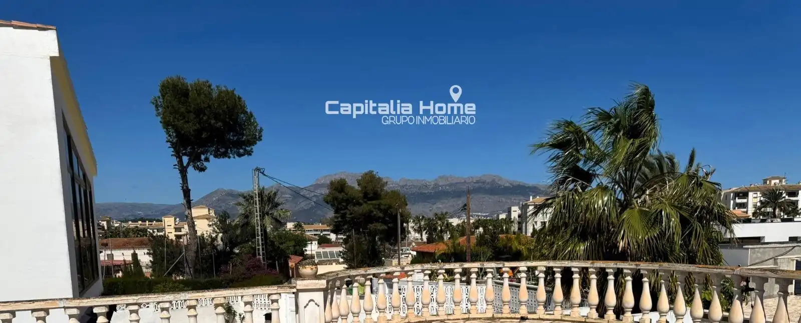 Vista exterior de Casa o xalet en venda en L'Alfàs del Pi amb Aire condicionat, Terrassa i Traster