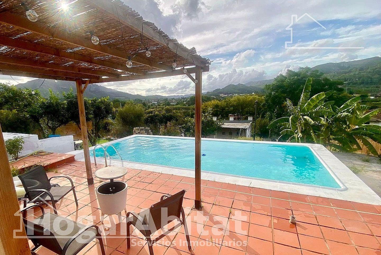 Piscina de Casa o xalet en venda en Alzira amb Aire condicionat, Calefacció i Jardí privat