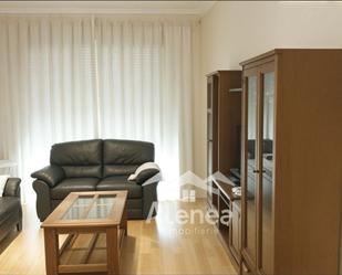 Sala d'estar de Apartament en venda en  Albacete Capital amb Calefacció