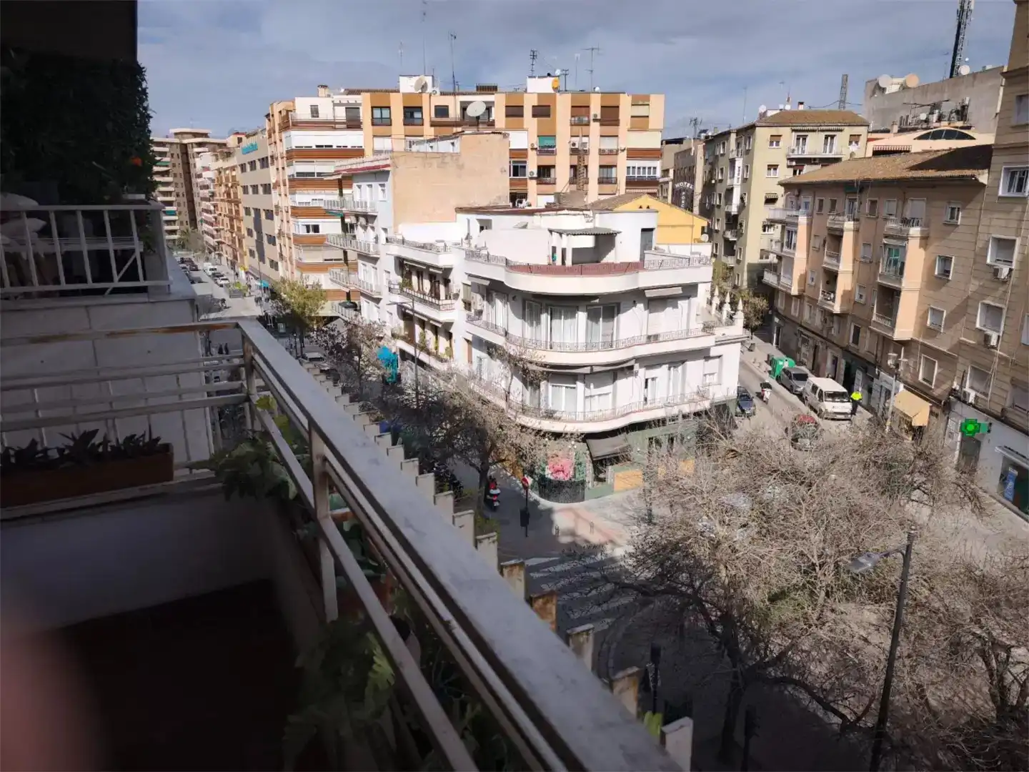 Vista exterior de Piso en venta en  Granada Capital con Aire acondicionado y Balcón