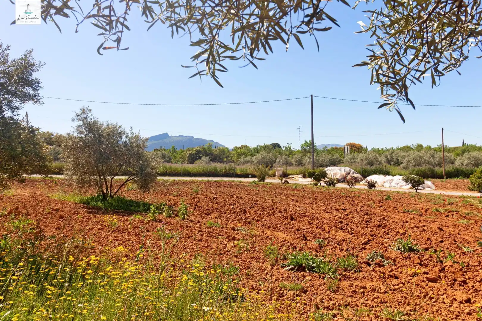 Country homes for sale in Archidona  with Air Conditioner, Heating and Private garden